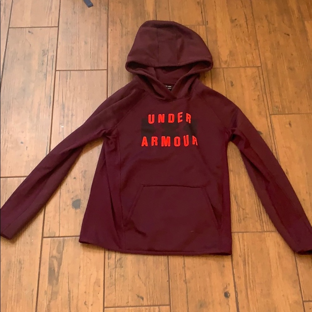 Under armour sweatshirt